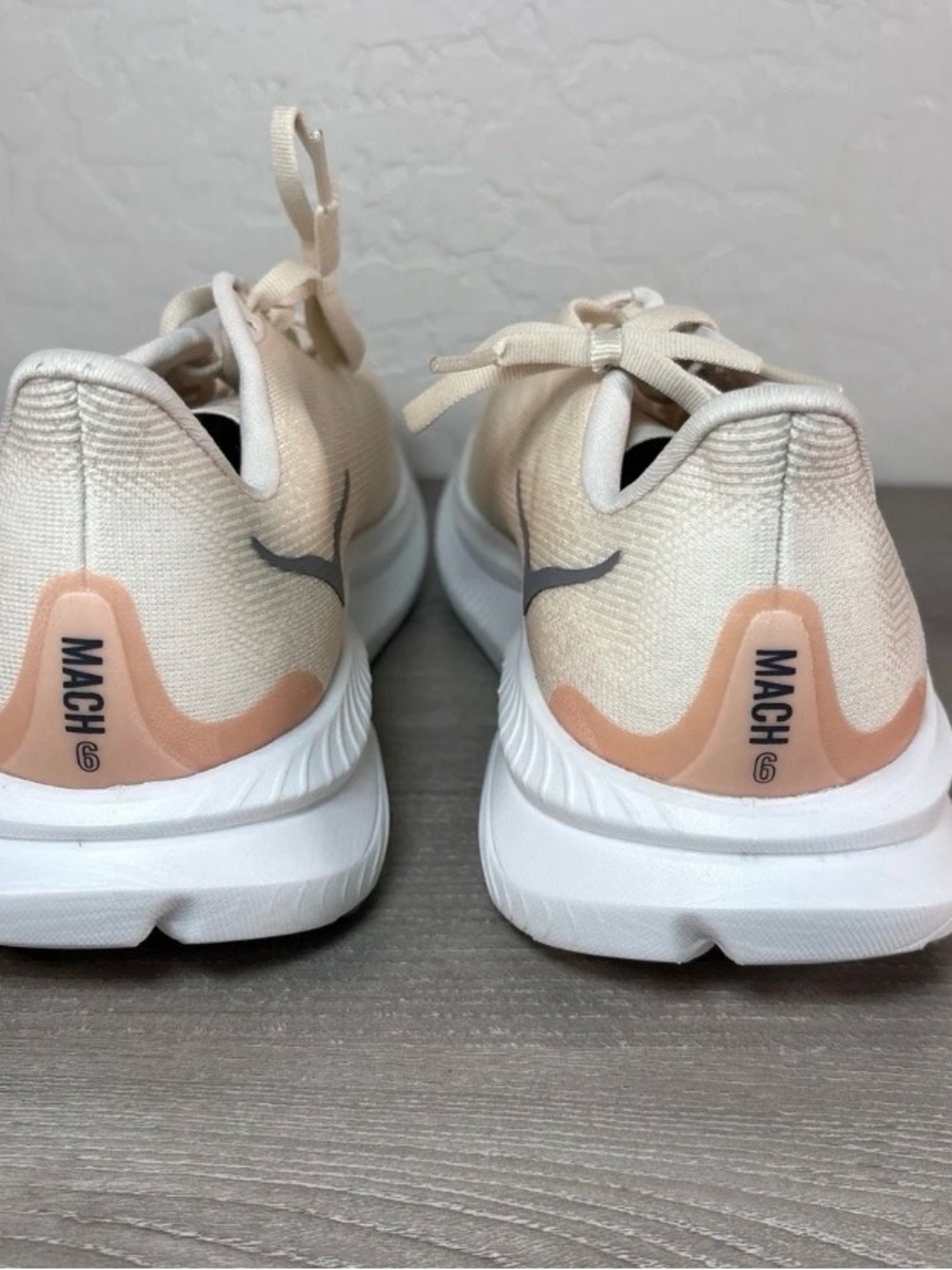 Hoka Hone One Women's Mach 6- White Eggshell Running Shoes- Size 9B - Picture 3 of 5